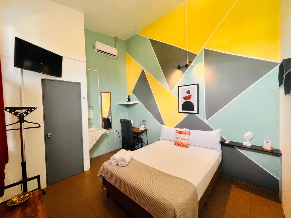Hotel Adventure Lodge Jacó Eksteriør bilde