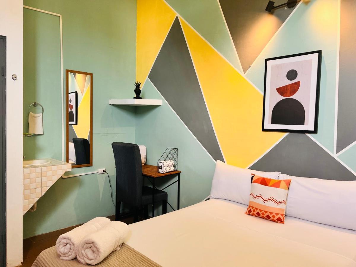 Hotel Adventure Lodge Jacó Eksteriør bilde