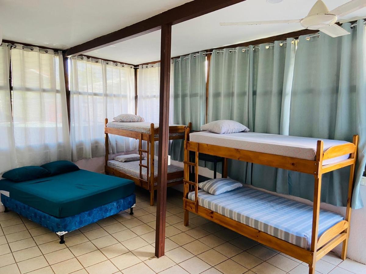 Hotel Adventure Lodge Jacó Eksteriør bilde