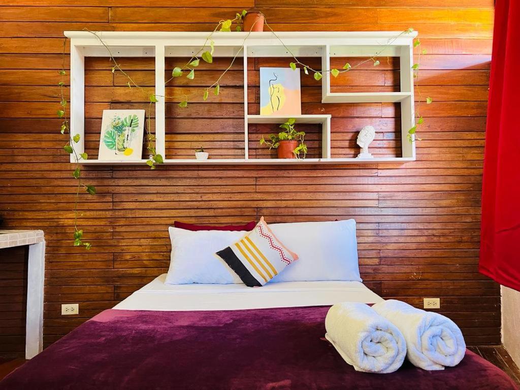 Hotel Adventure Lodge Jacó Eksteriør bilde